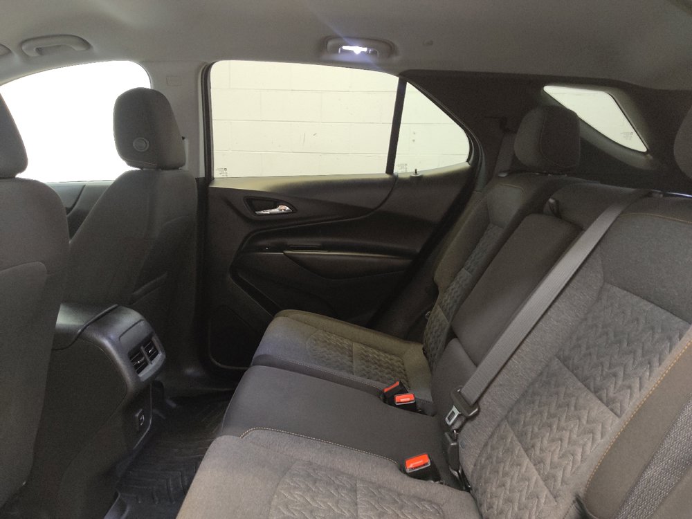 Used 2023 Chevrolet Equinox LT w/ Driver Convenience Package AWD/4WD image 18