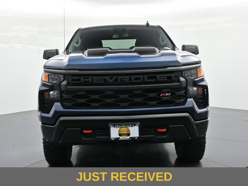 Used 2023 Chevrolet Silverado 1500 Custom Trail Boss AWD/4WD image 3