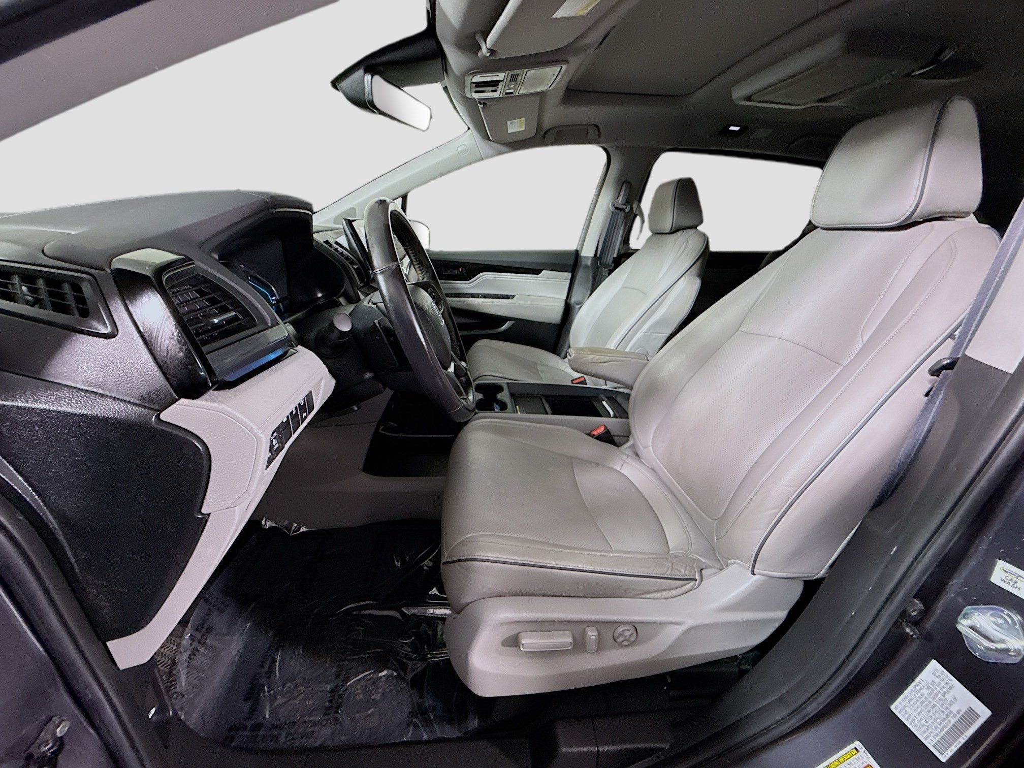 Used 2023 Honda Odyssey Elite image 22