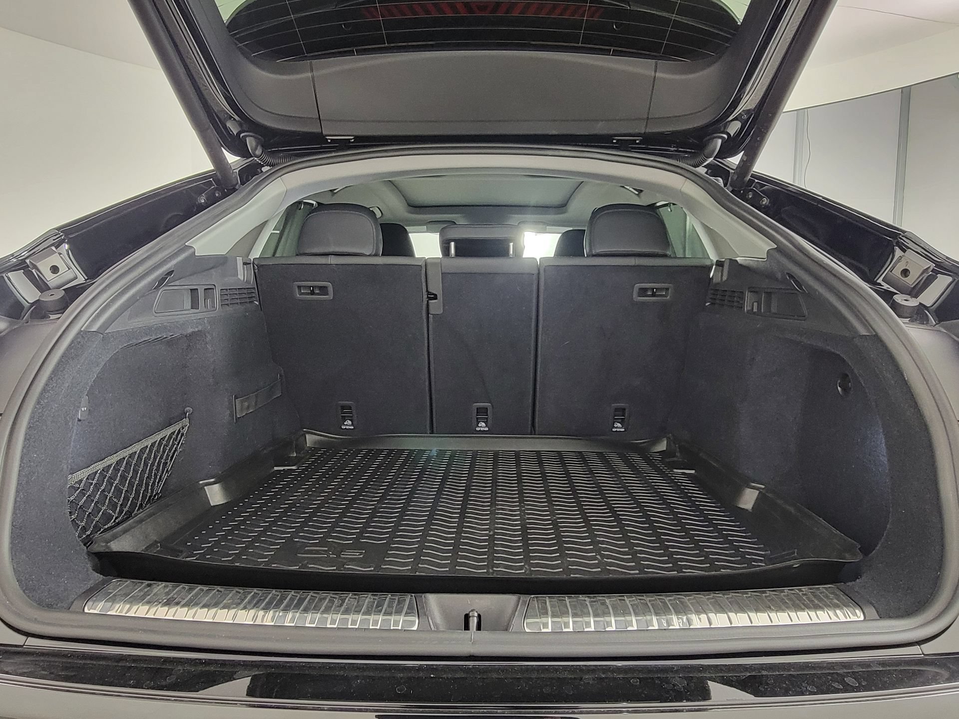 Used 2025 Audi Q5 Premium Plus AWD/4WD image 13