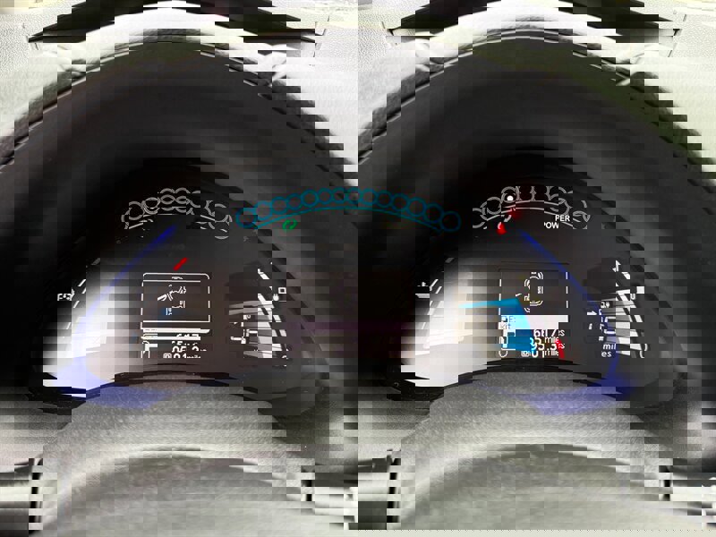 Used 2015 Nissan Leaf S w/ Charge Package FWD image 18