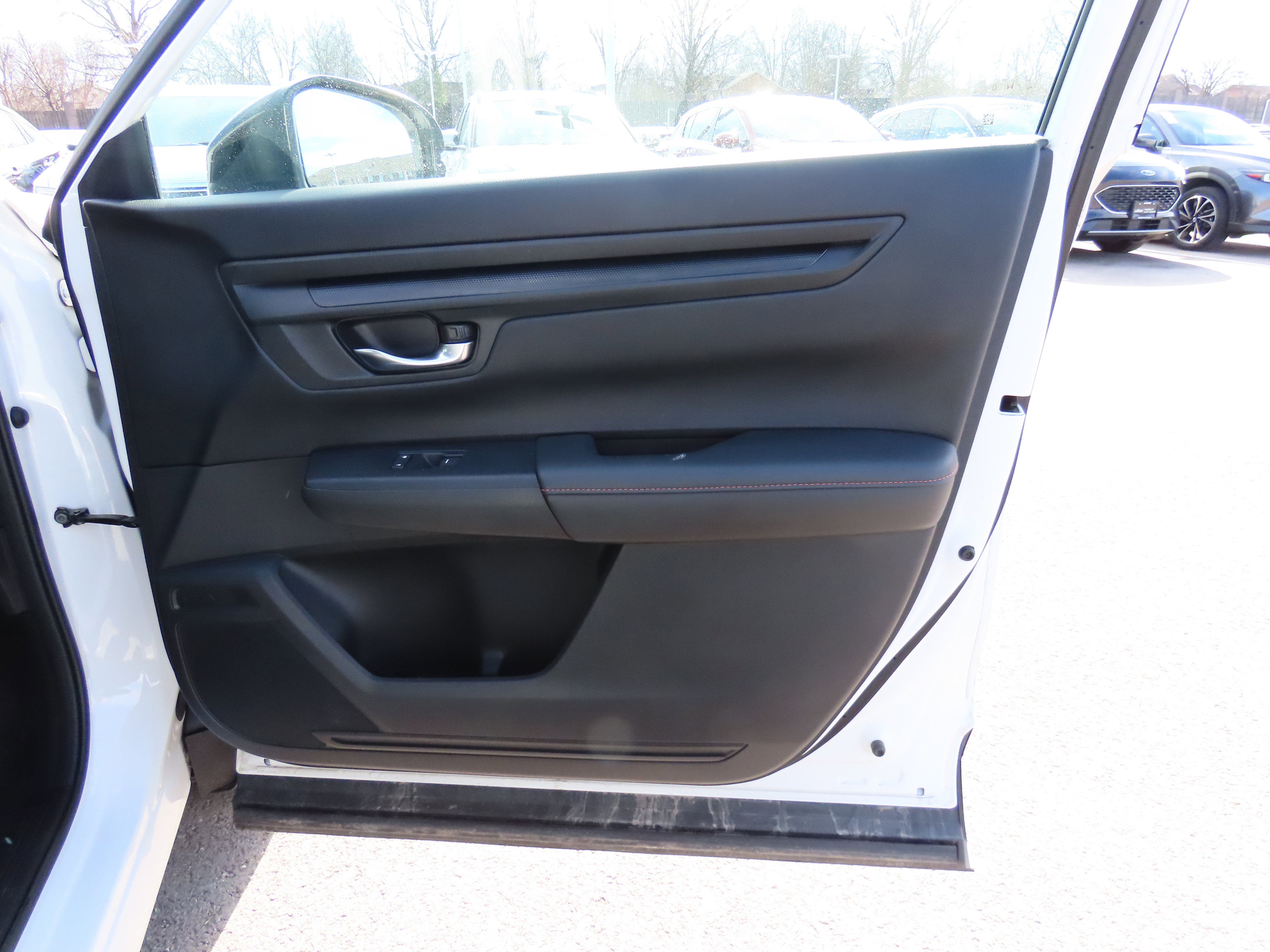 Used 2024 Honda CR-V Sport-L image 9