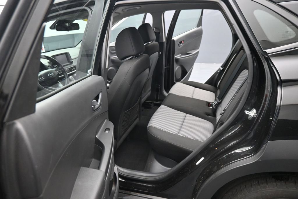 Used 2020 Hyundai Kona SE AWD/4WD image 16