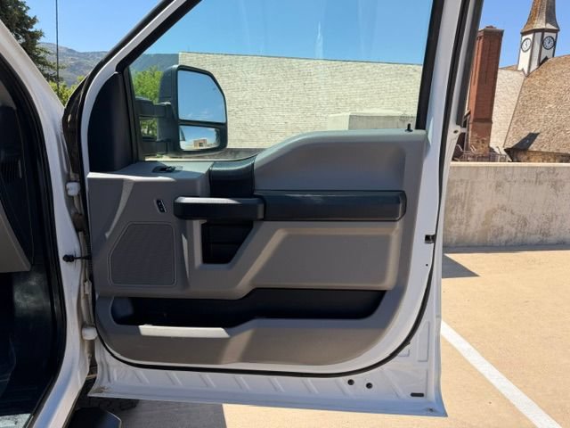 Used 2017 Ford F250 XL w/ Power Equipment Group AWD/4WD image 16