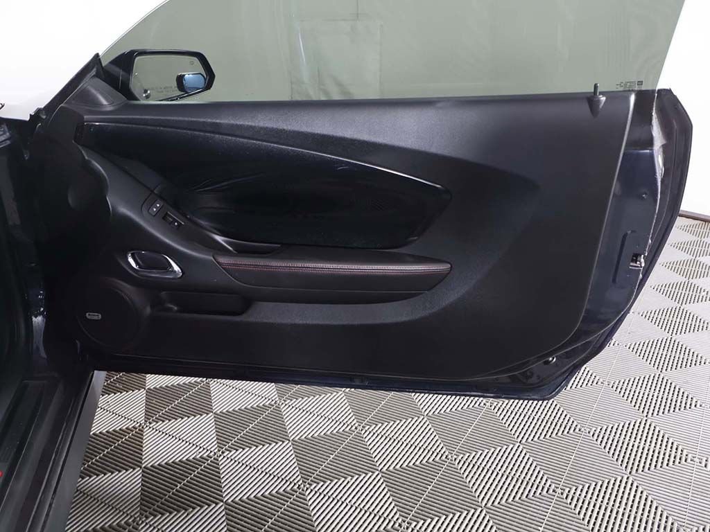Used 2013 Chevrolet Camaro ZL1 RWD image 32