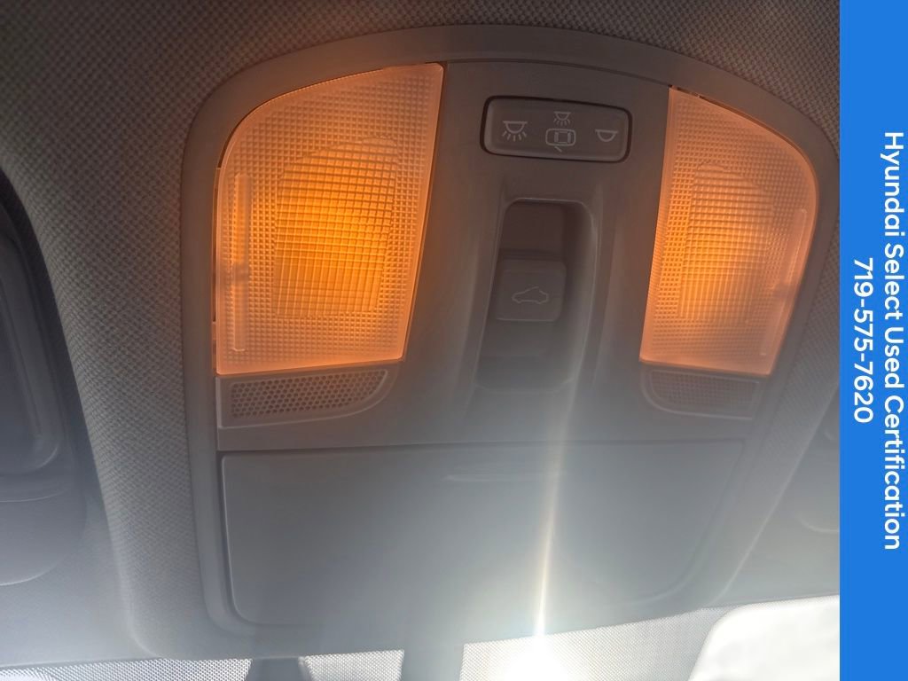 Used 2017 Hyundai Elantra Value Edition w/ Cargo Package image 32