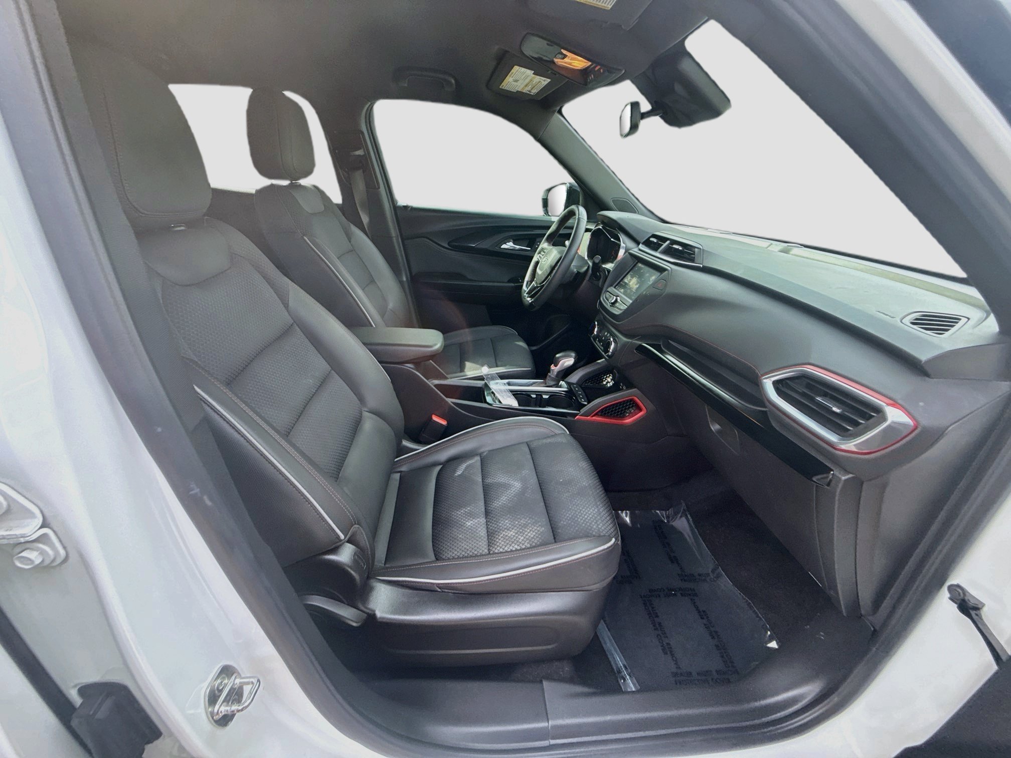 Used 2022 Chevrolet TrailBlazer RS FWD image 31