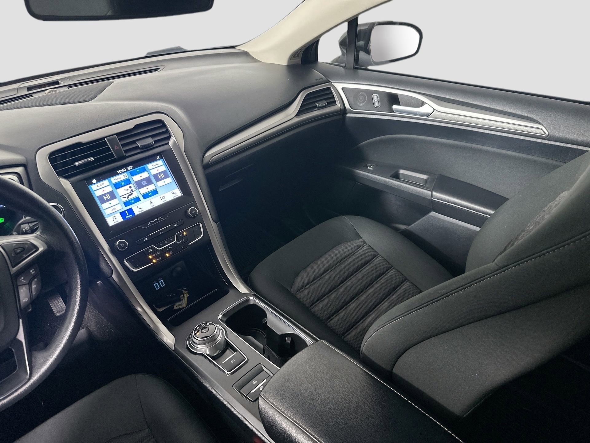 Used 2019 Ford Fusion SE image 23