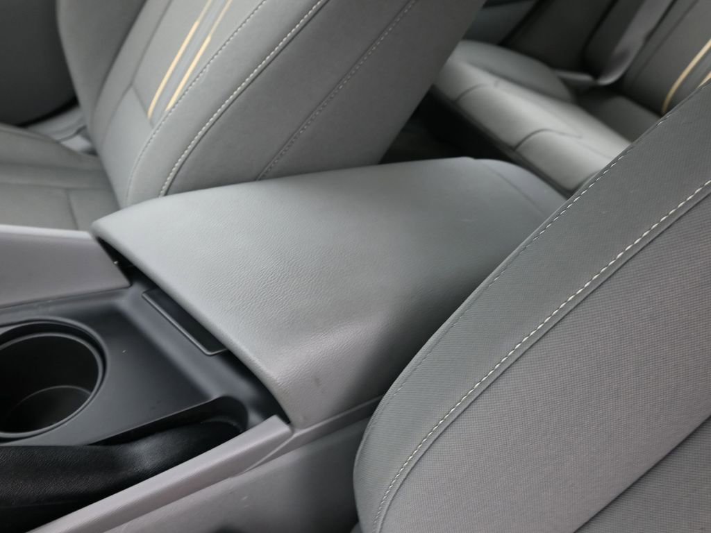 Certified 2026 Hyundai Elantra Sport FWD image 15