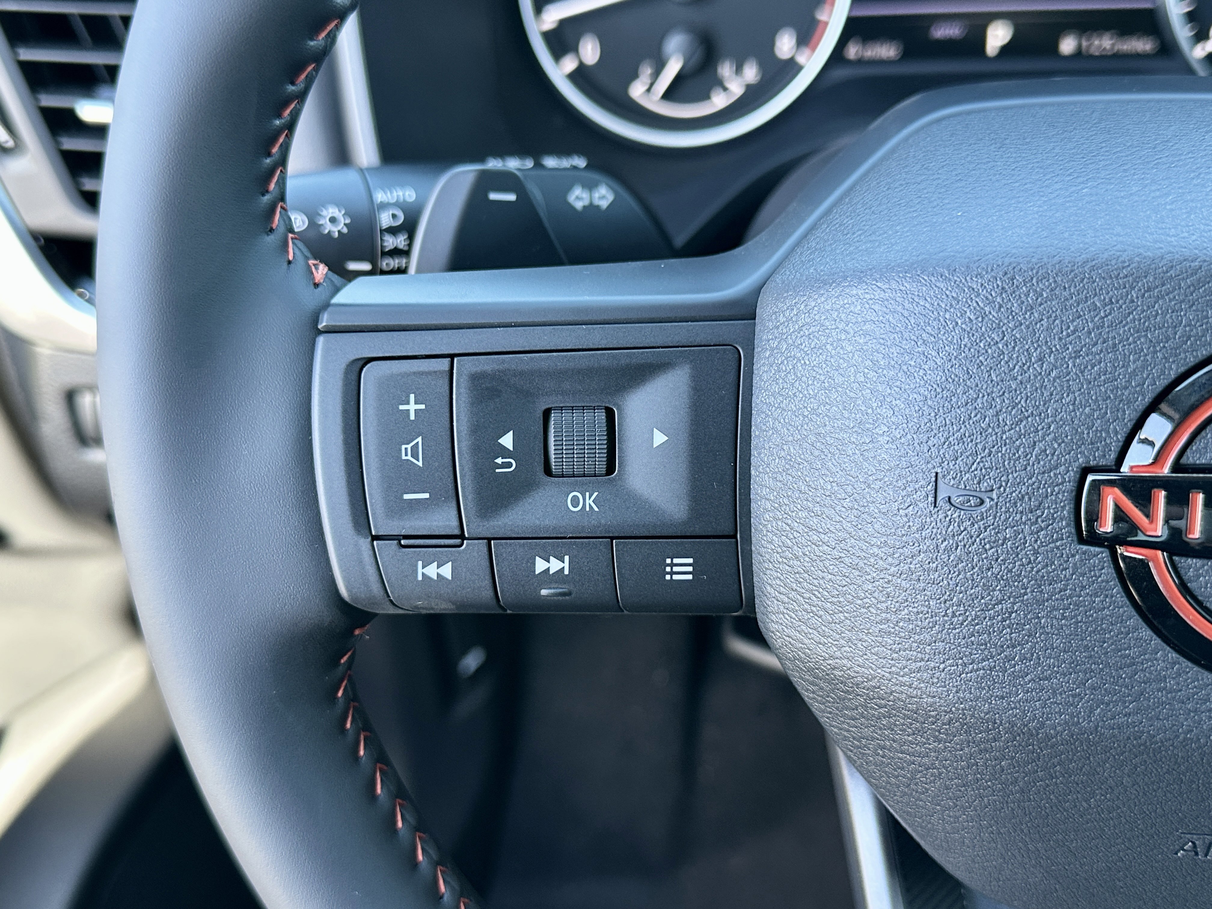 New 2026 Nissan Rogue SV image 14