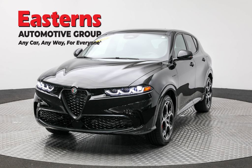 Used 2024 Alfa Romeo Tonale Veloce AWD/4WD image 1
