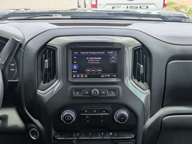 Used 2025 Chevrolet Silverado 2500 Custom AWD/4WD image 17