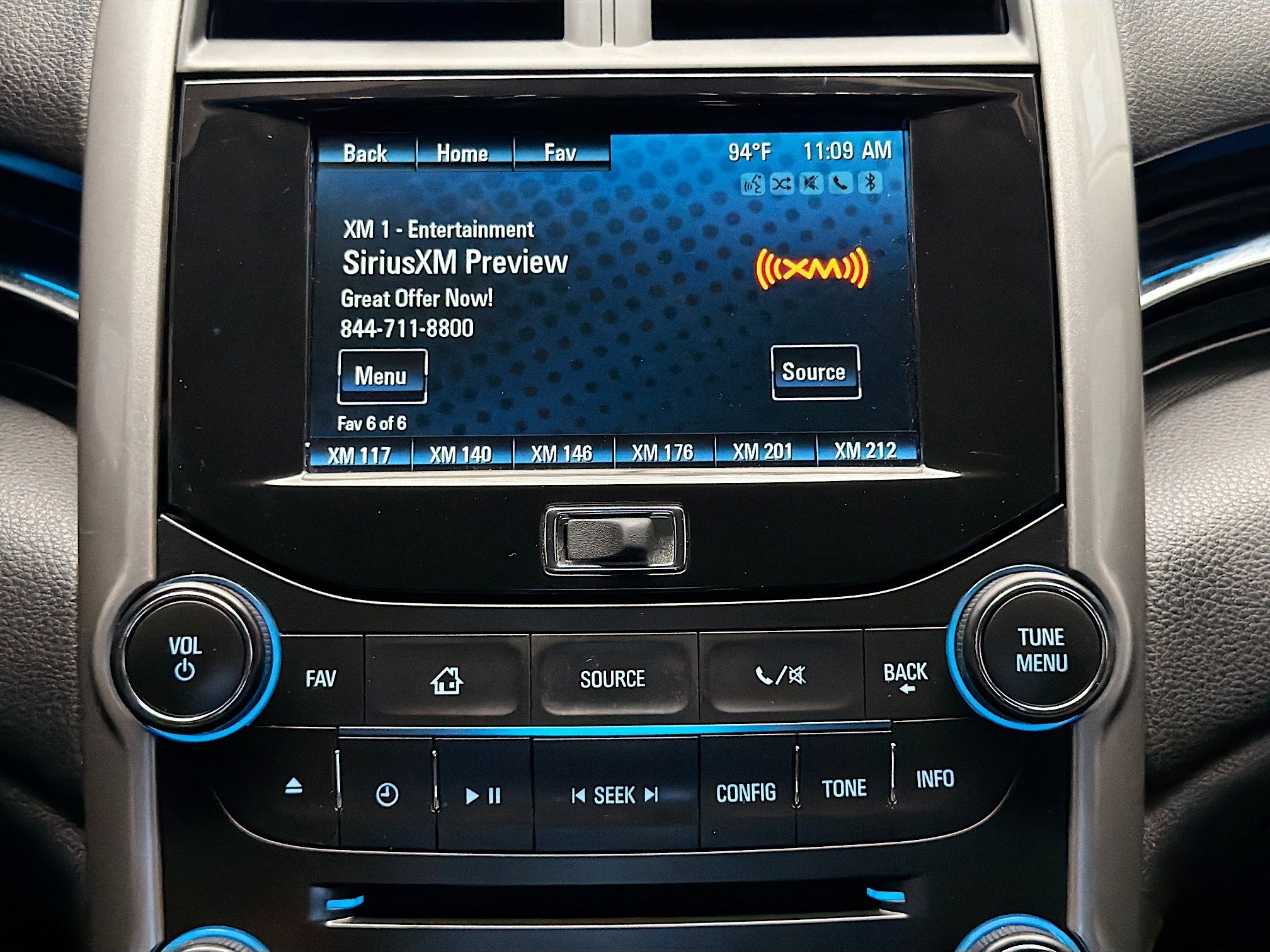 Used 2015 Chevrolet Malibu LT w/ Power Convenience Package FWD image 9