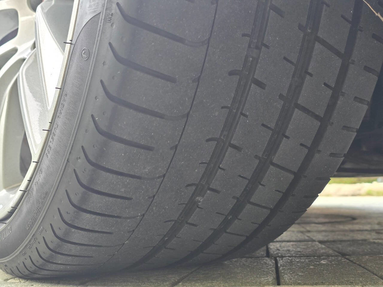 Used 2016 Jaguar F-TYPE R image 52