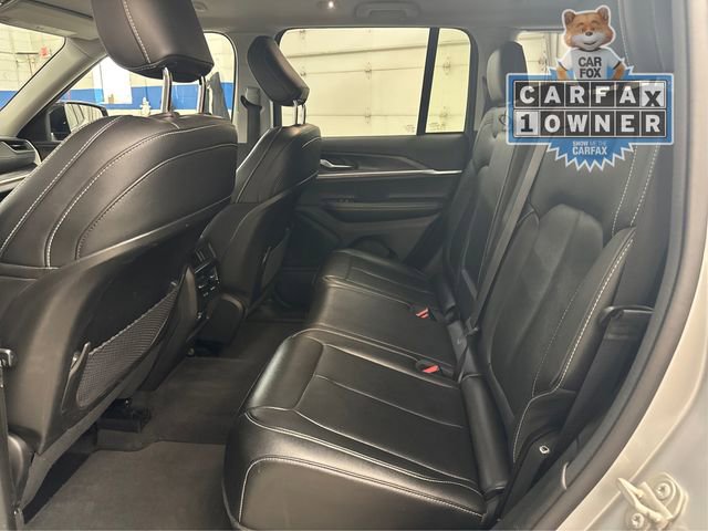 Used 2023 Jeep Grand Cherokee Limited image 11