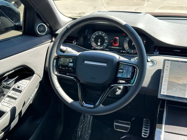 New 2026 Land Rover Range Rover Evoque Dynamic SE AWD/4WD image 7
