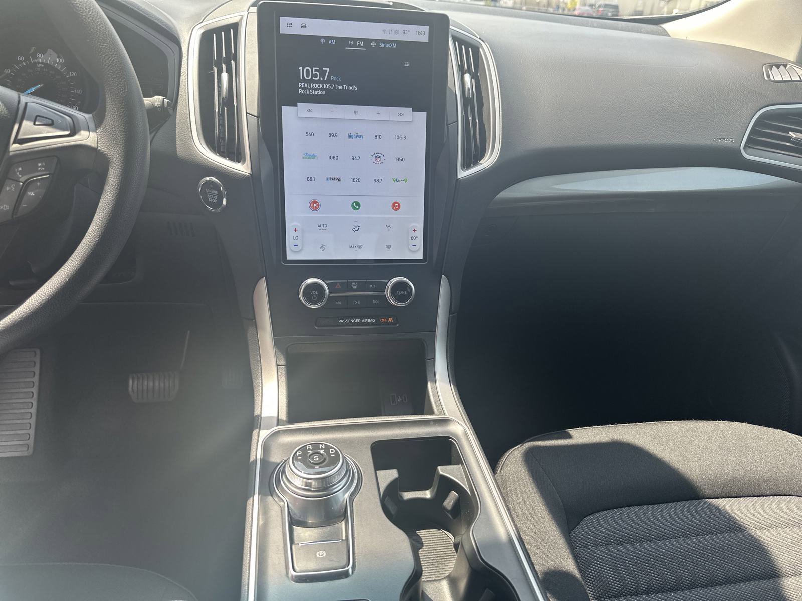 Used 2022 Ford Edge SE image 17