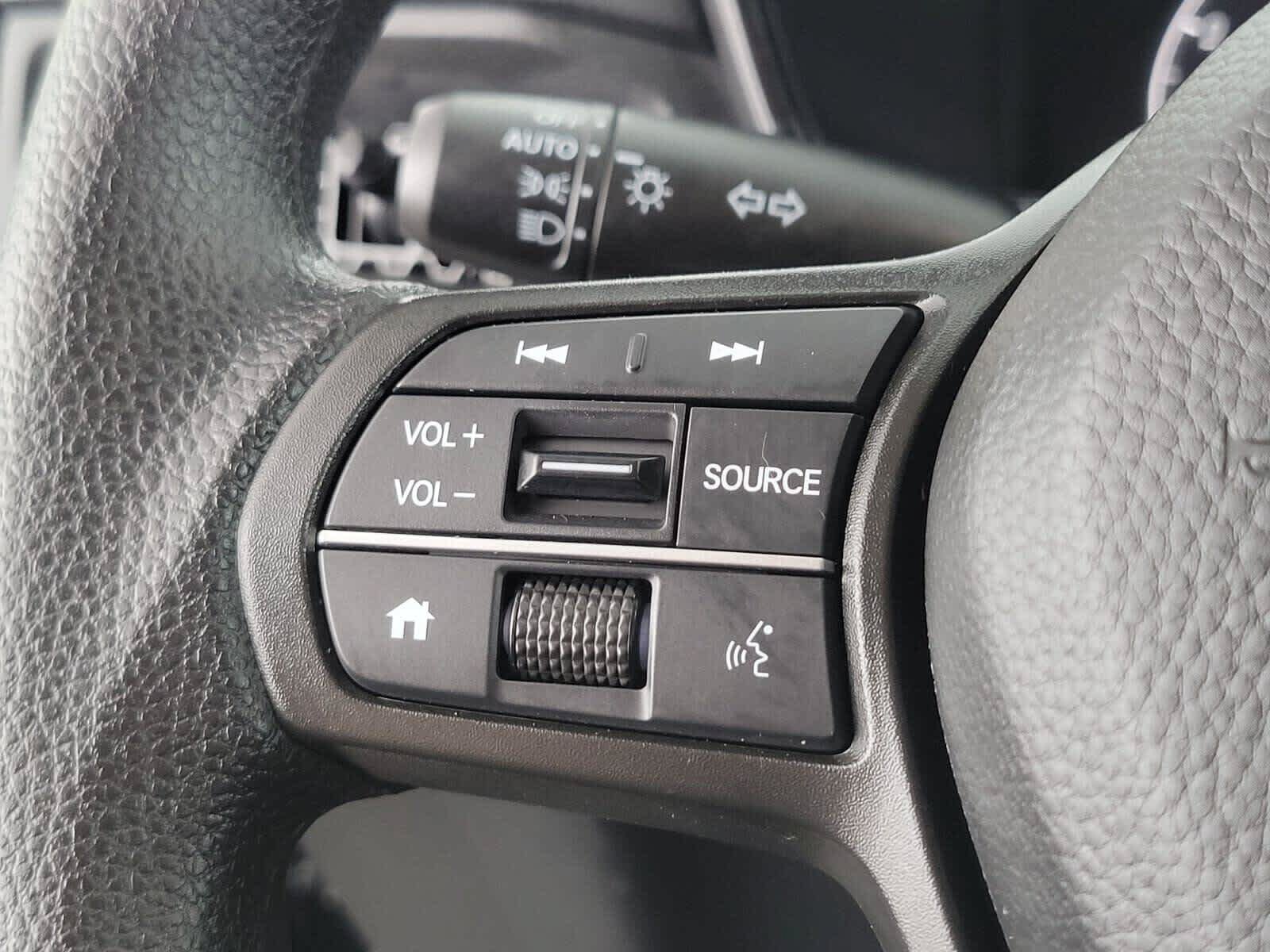 Used 2025 Honda CR-V EX image 29