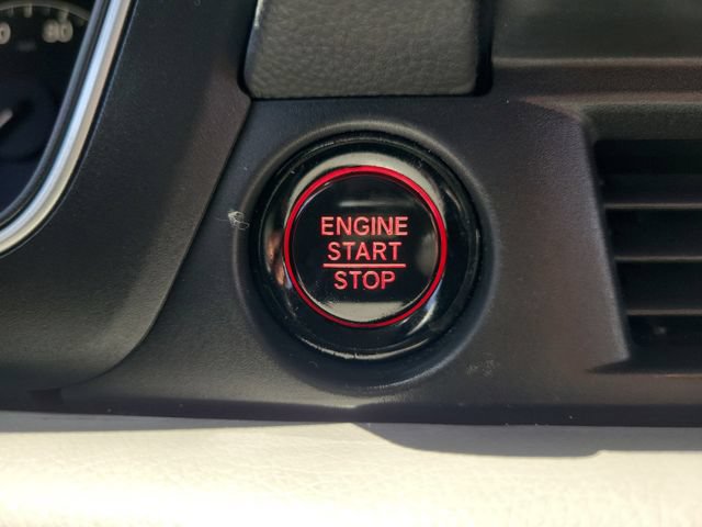 Certified 2025 Honda Pilot Touring image 33