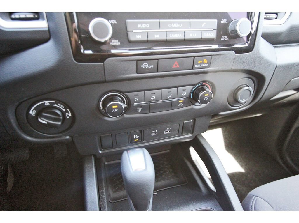 Certified 2024 Nissan Frontier SV w/ Technology Package image 24
