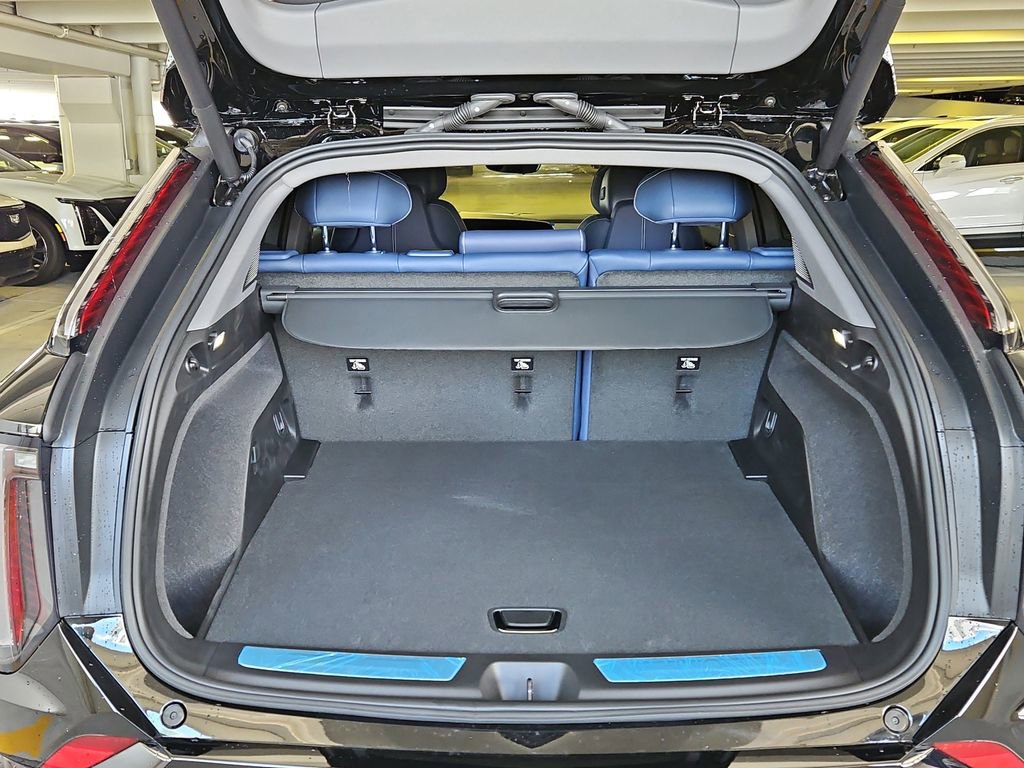 New 2025 Cadillac Optiq Sport 2 image 12