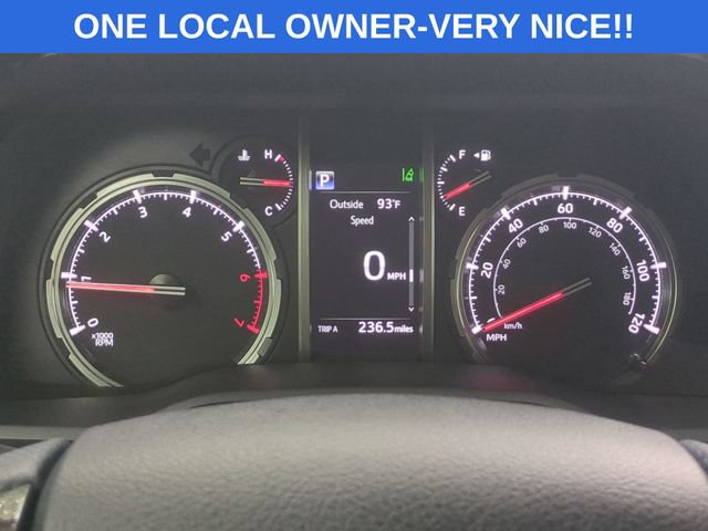 Used 2024 Toyota 4Runner TRD Off-Road Premium w/ Moonroof Package AWD/4WD image 22