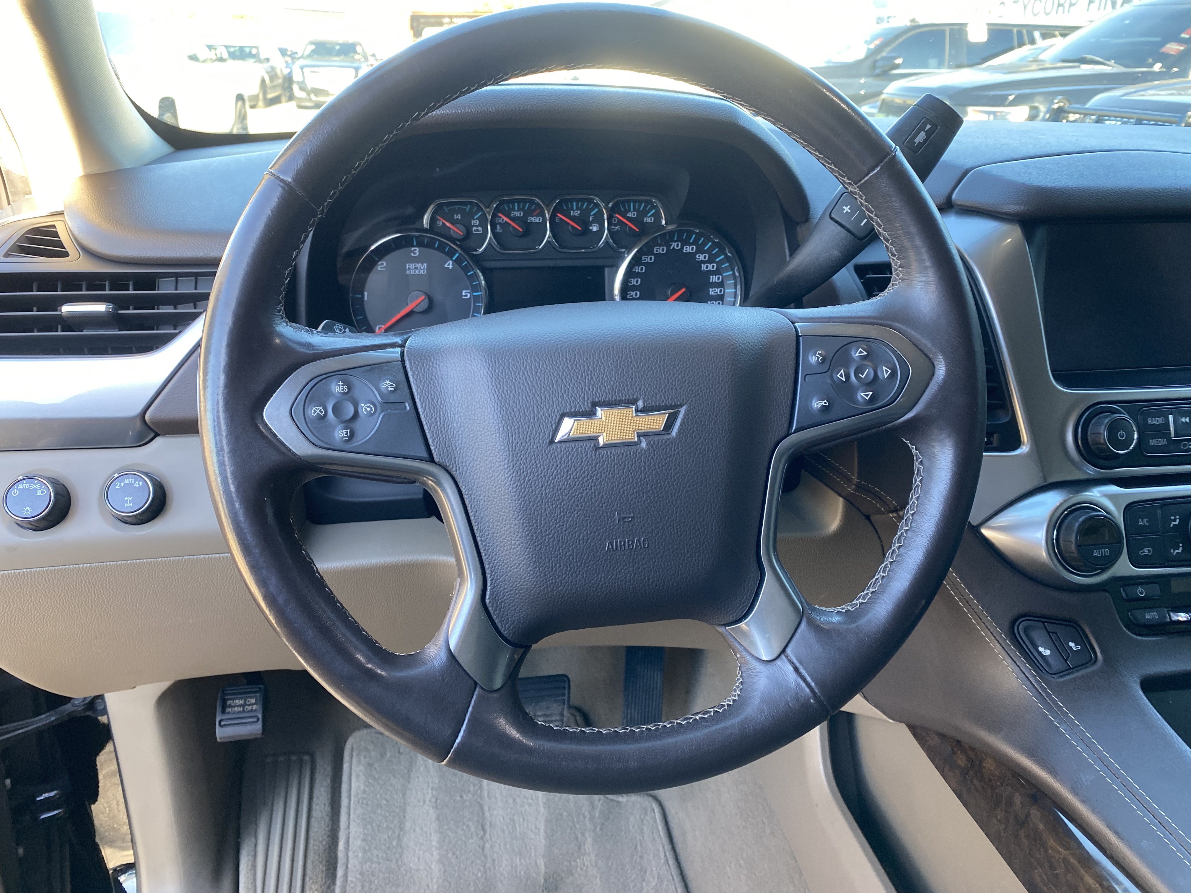 Used 2020 Chevrolet Suburban LT AWD/4WD image 14