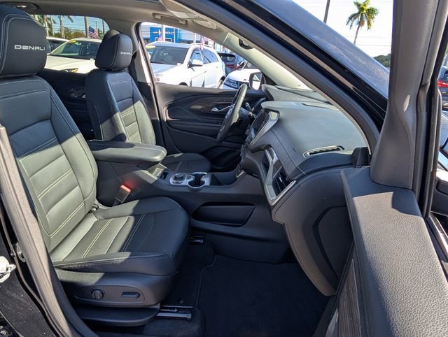 Used 2022 GMC Terrain Denali image 17