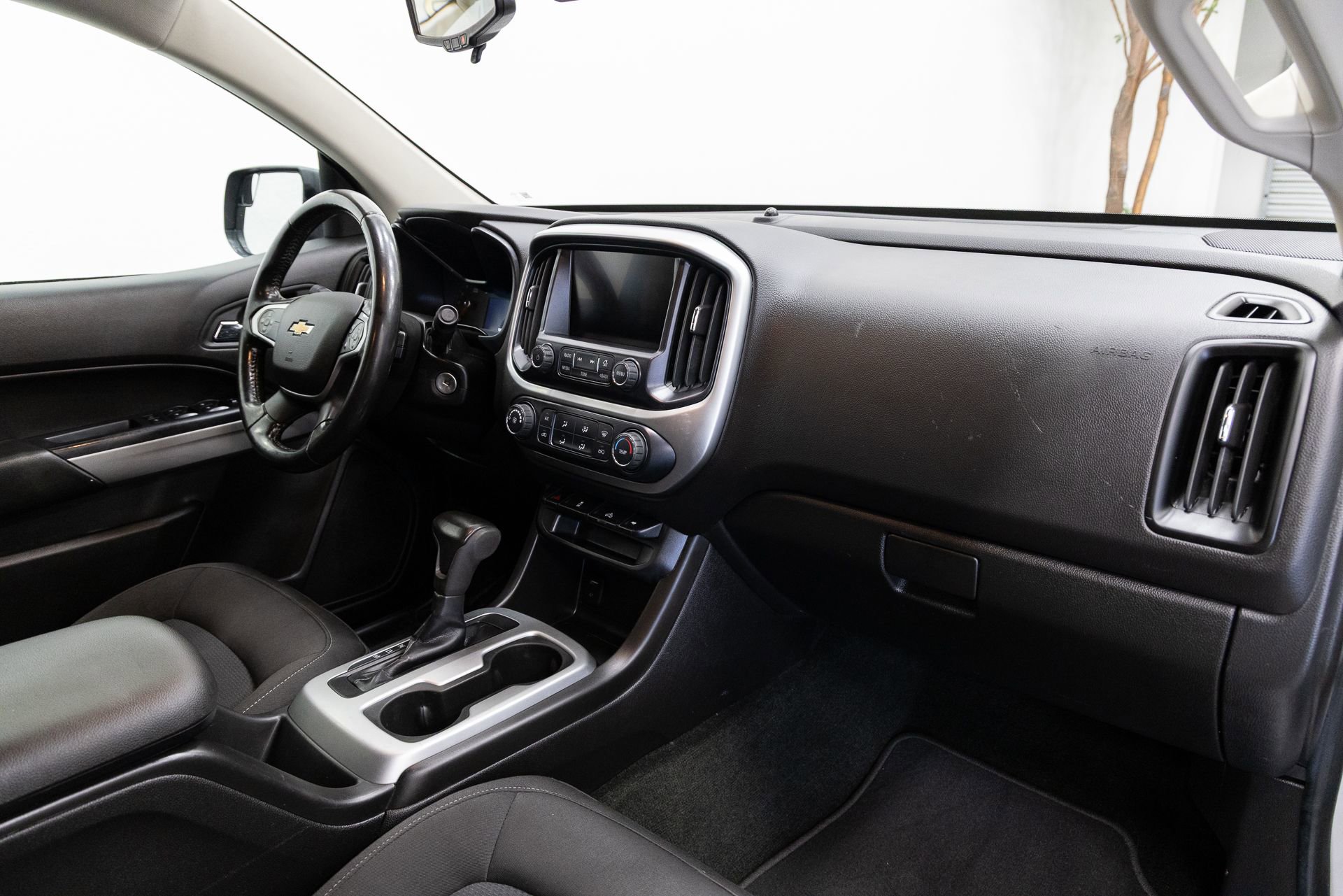 Used 2016 Chevrolet Colorado LT AWD/4WD image 13