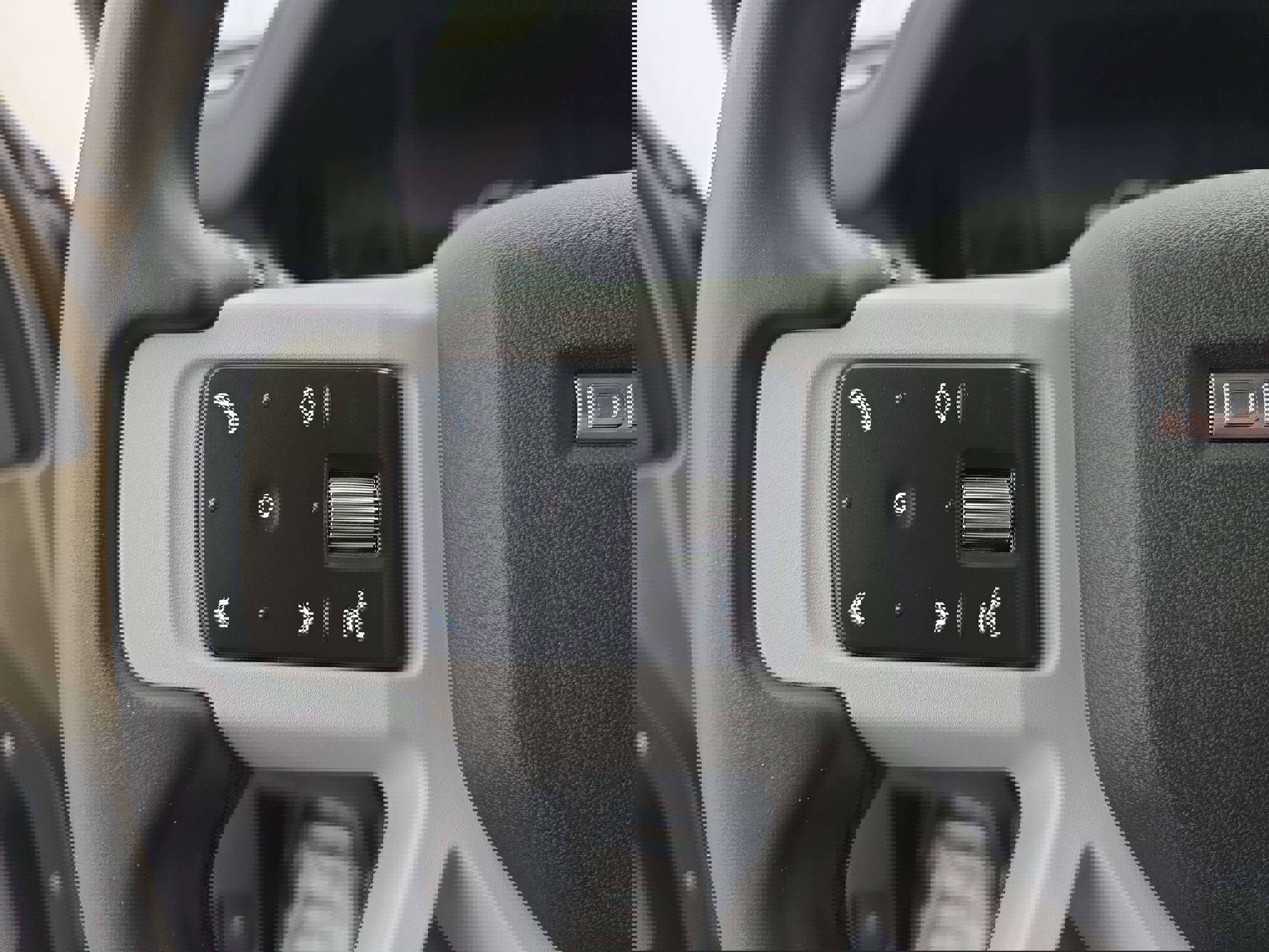 Used 2024 Land Rover Defender 110 S image 16