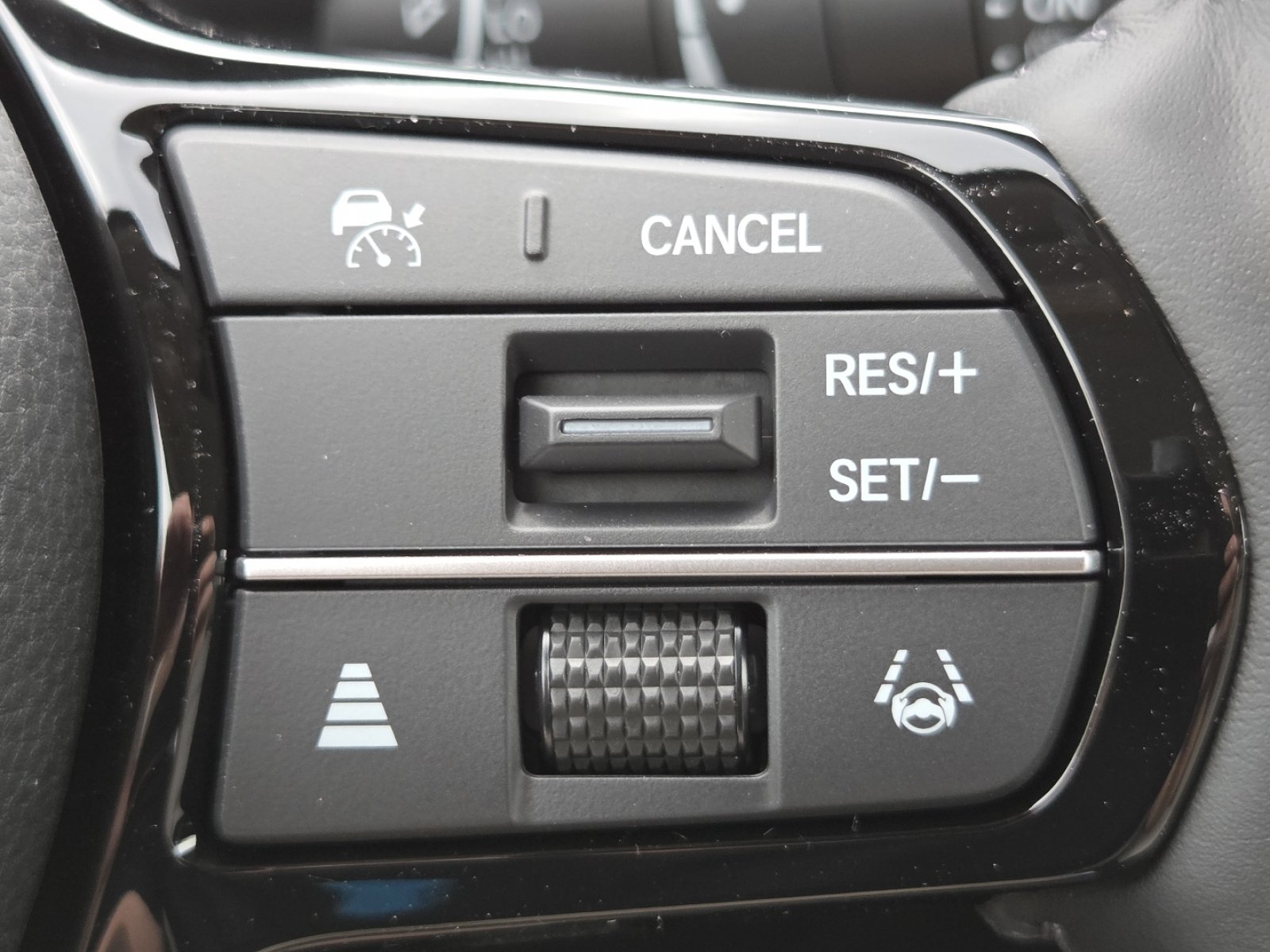New 2026 Honda CR-V EX-L image 9