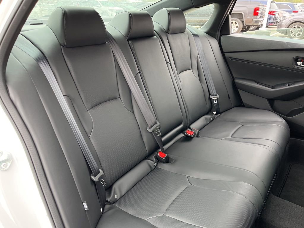 Used 2025 Honda Accord Sport image 28
