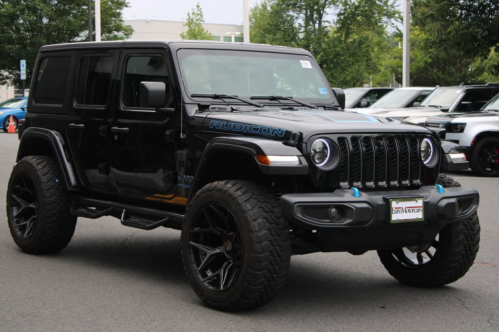 Used 2022 Jeep Wrangler Unlimited Rubicon 4xe AWD/4WD image 3