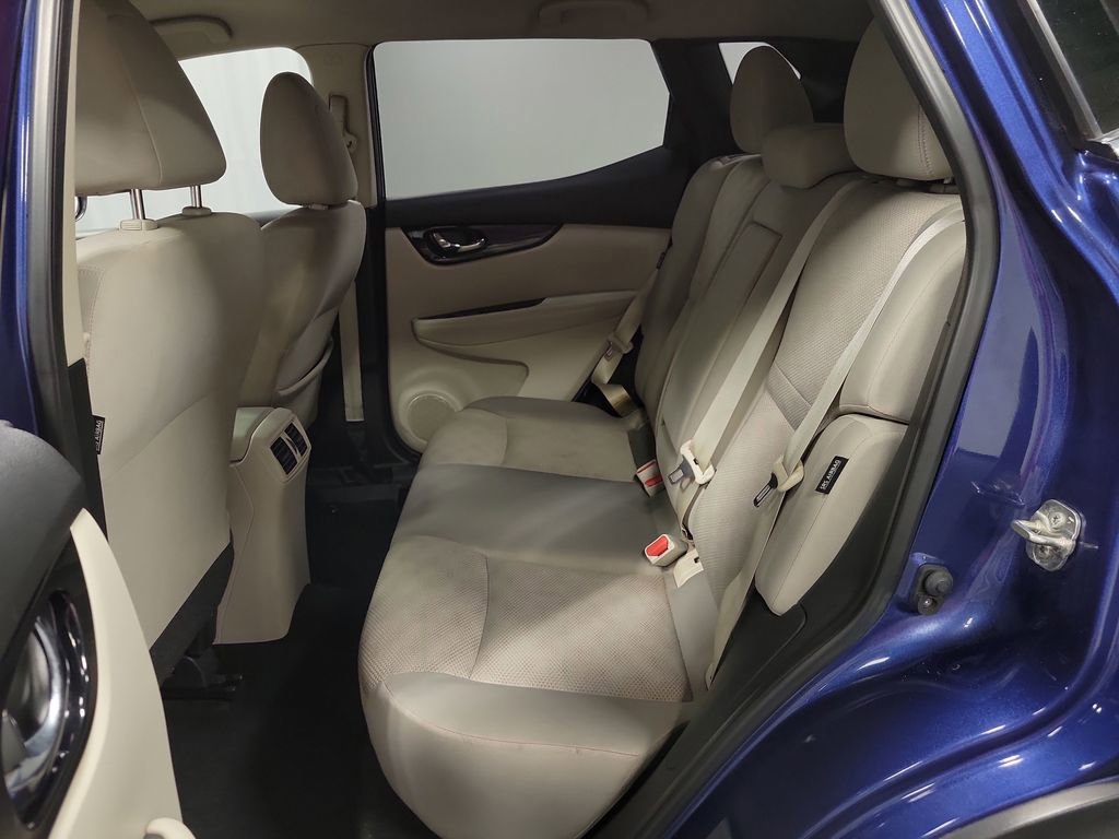 Used 2021 Nissan Rogue Sport SV FWD image 22
