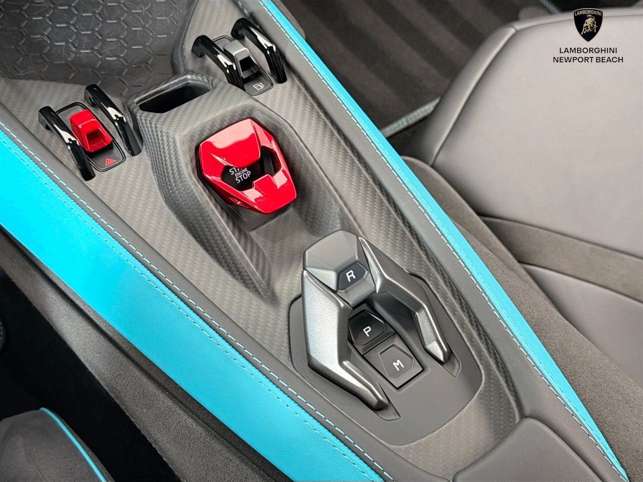 Used 2024 Lamborghini Revuelto AWD/4WD image 17