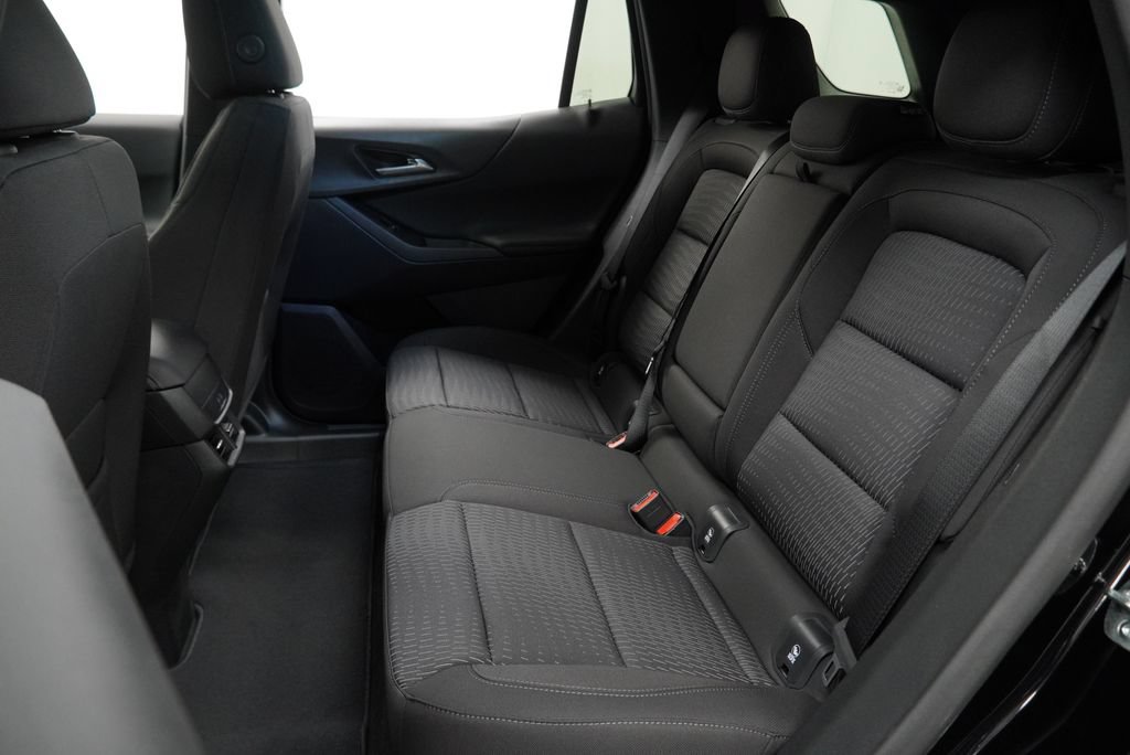 New 2027 Chevrolet Equinox LT FWD image 12