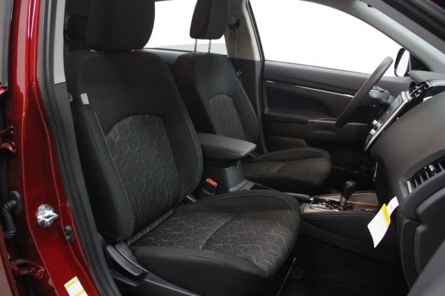 New 2026 Mitsubishi Outlander Sport ES image 19