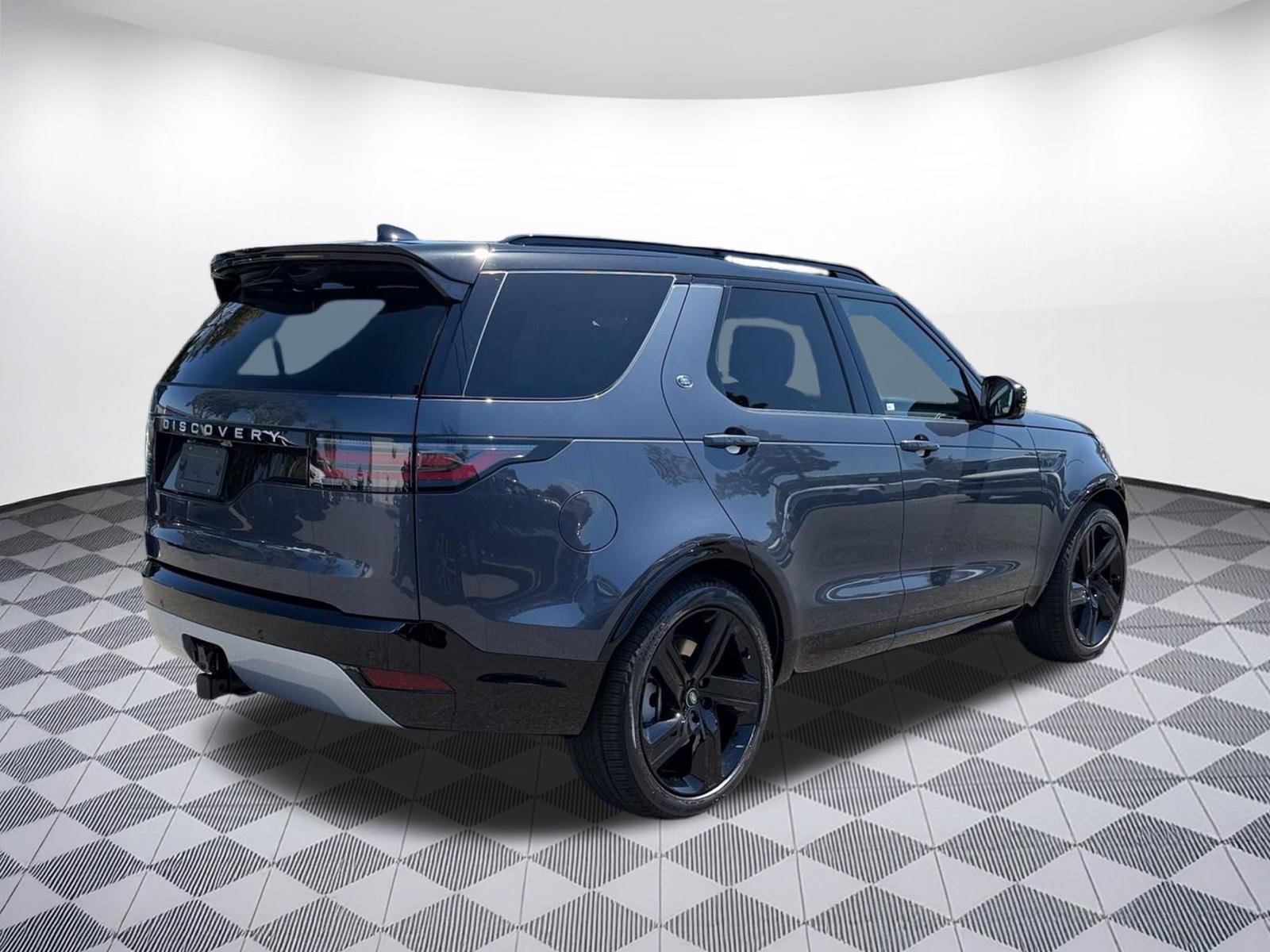 New 2026 Land Rover Discovery Limited Edition AWD/4WD image 9