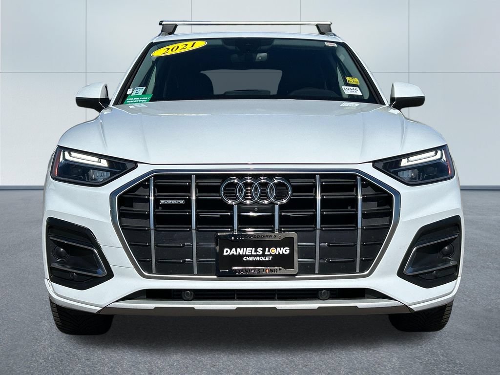 Used 2021 Audi Q5 2.0T Premium Plus w/ Premium Plus Package AWD/4WD image 3