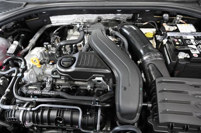 Used 2025 Volkswagen Jetta S image 30