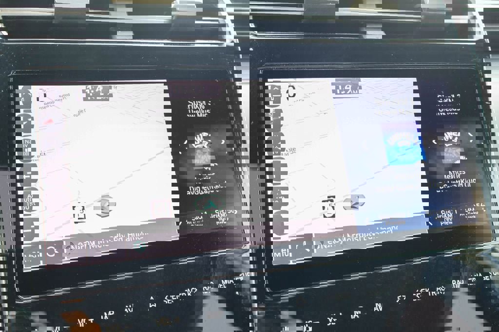 Used 2023 Hyundai Santa Cruz SEL Premium image 5