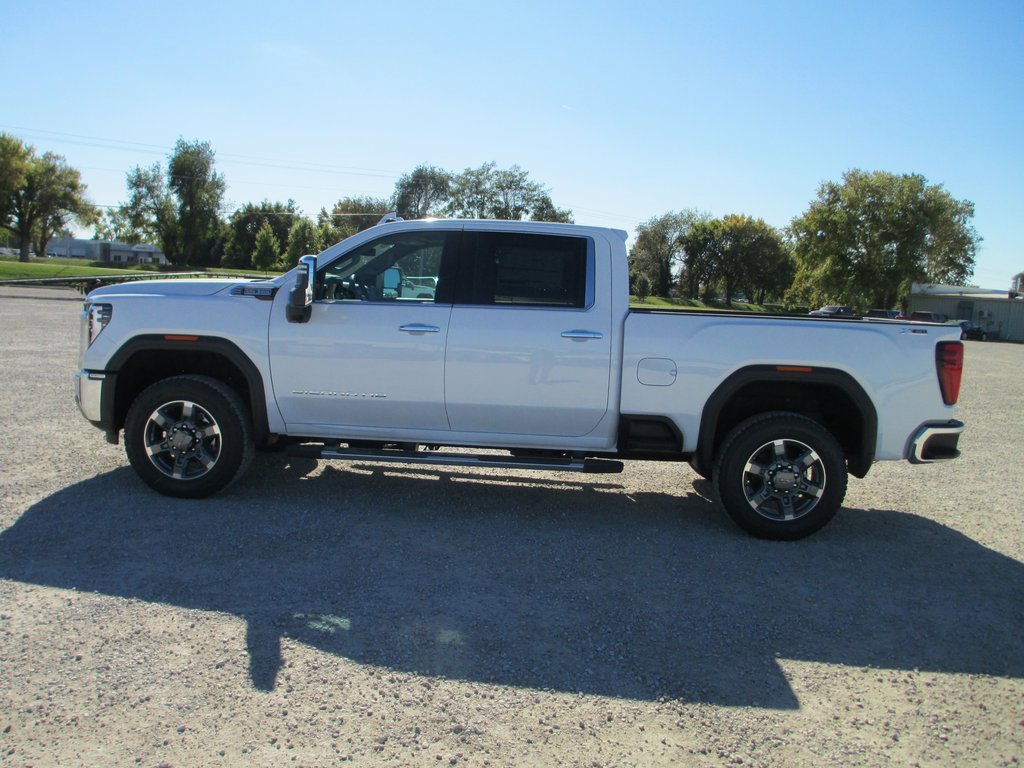 New 2026 GMC Sierra 2500 SLT w/ SLT Premium Package image 9