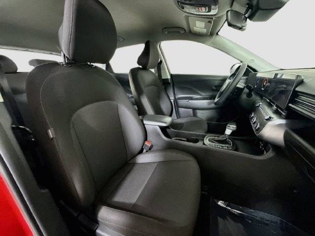 Used 2025 Hyundai Kona SE FWD image 28