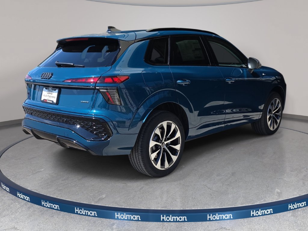 New 2026 Audi Q3 quattro 2.0T AWD/4WD image 5