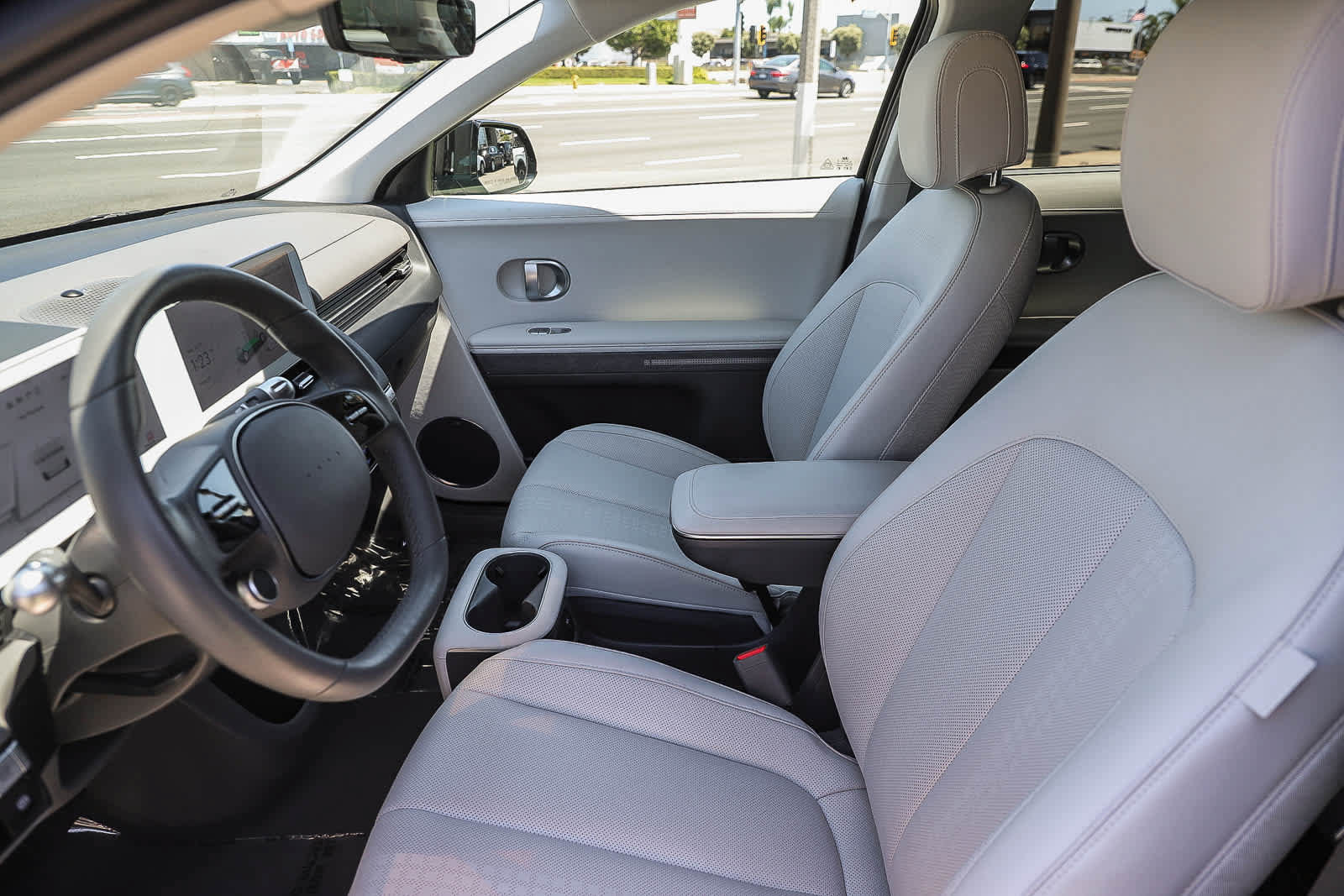 Used 2024 Hyundai Ioniq 5 Limited RWD image 17