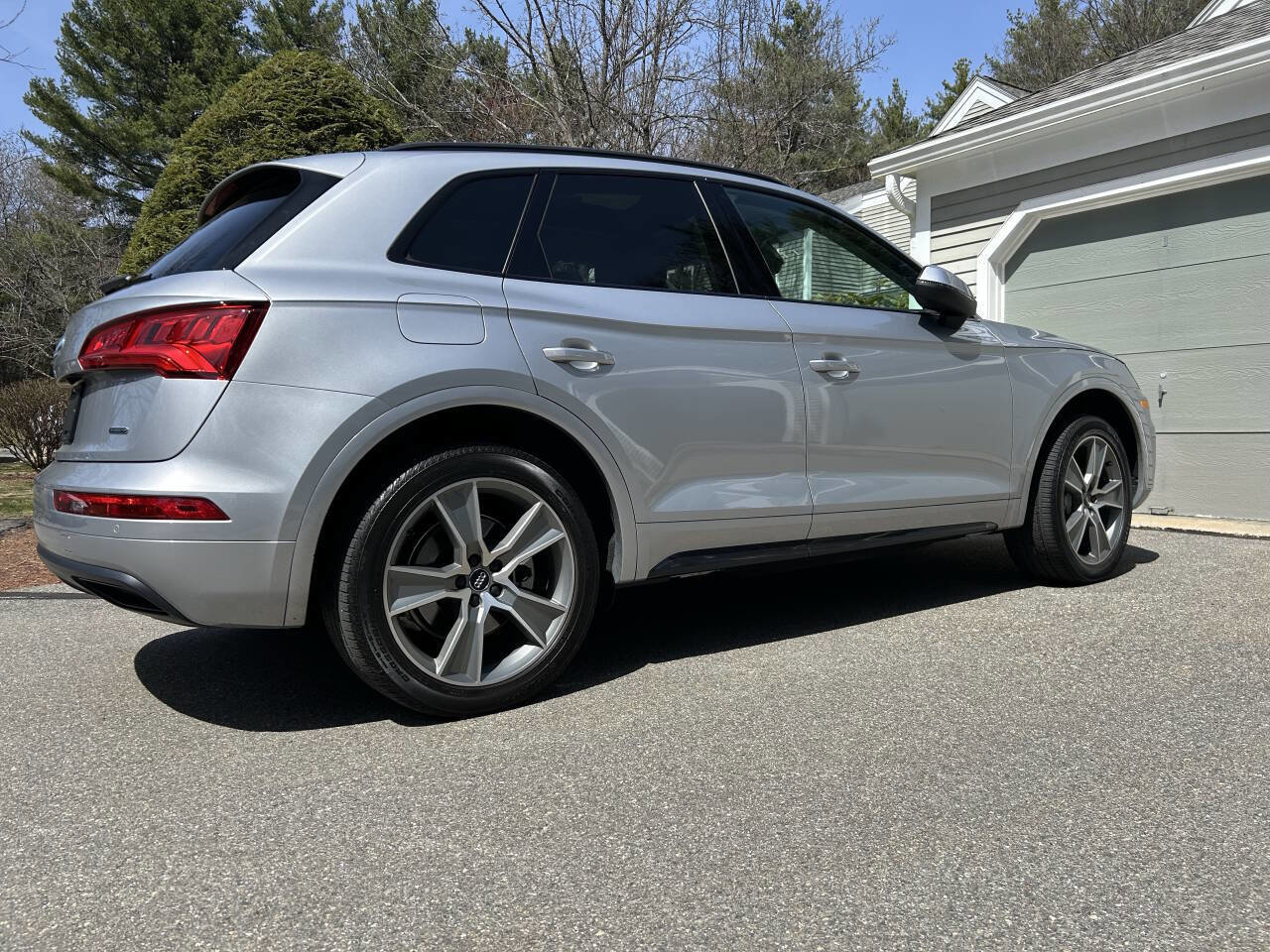 Used 2019 Audi Q5 2.0T Premium Plus w/ Premium Plus Package image 9