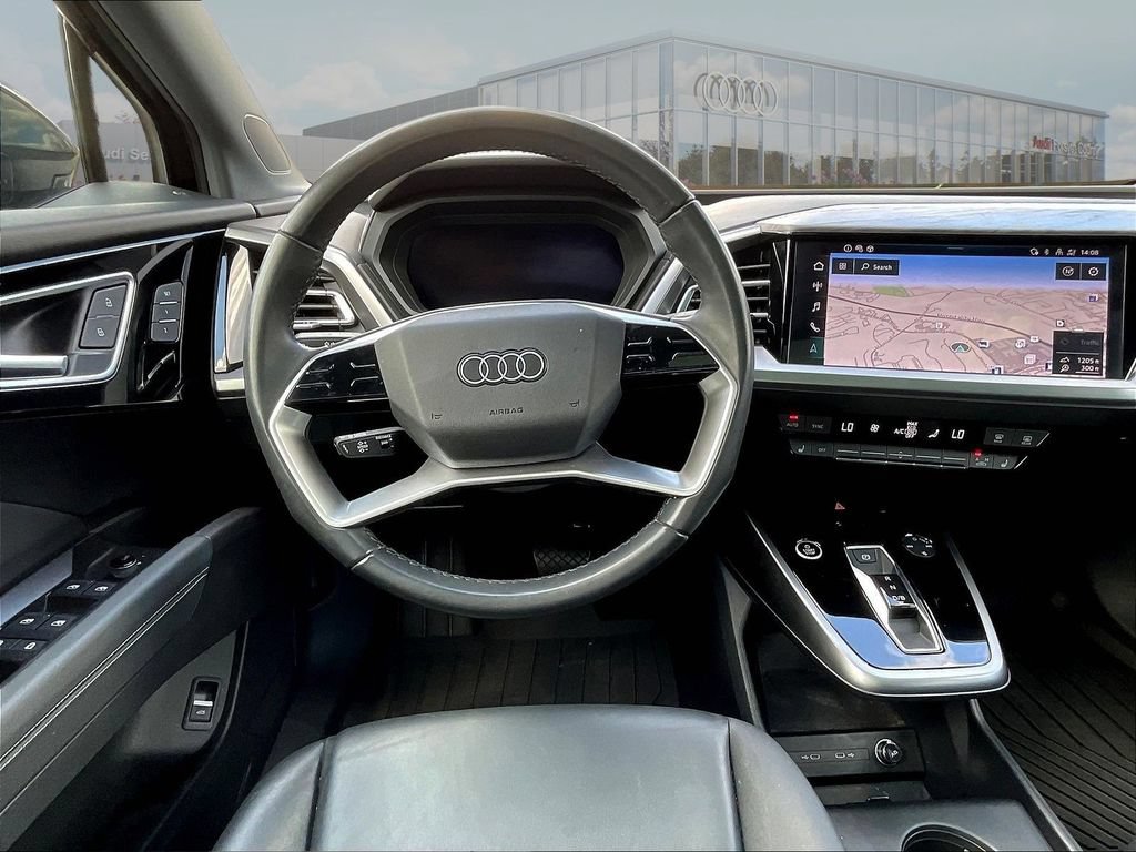 Used 2024 Audi Q4 e-tron Premium Plus w/ Premium Plus AWD/4WD image 10