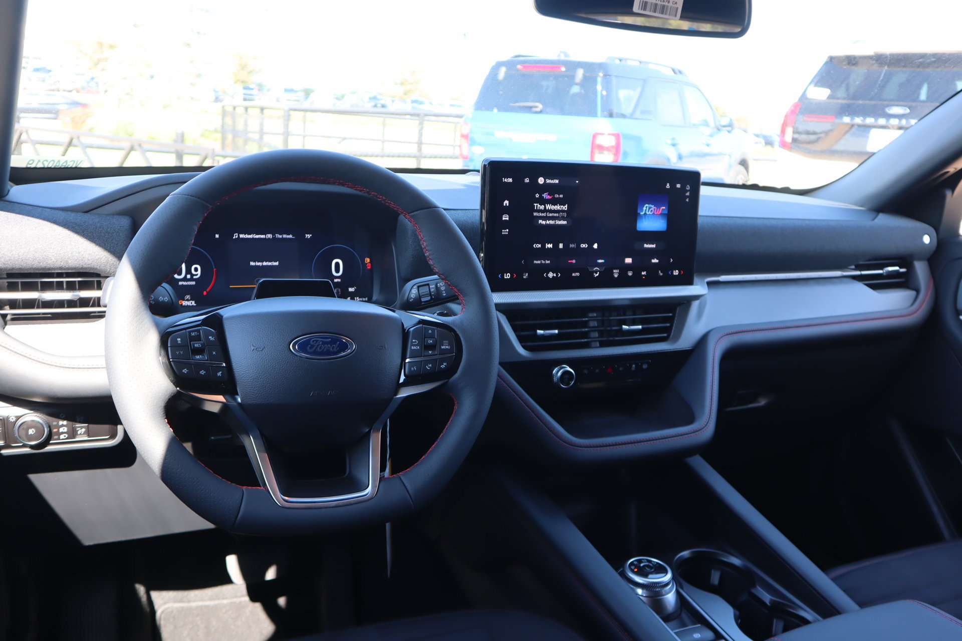 New 2027 Ford Explorer ST-Line w/ Premium Package AWD/4WD image 2
