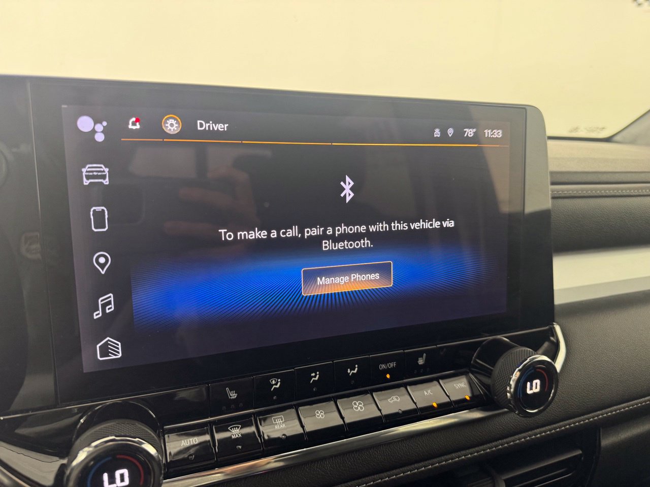 Used 2023 Chevrolet Colorado LT w/ LT Convenience Package II AWD/4WD image 18