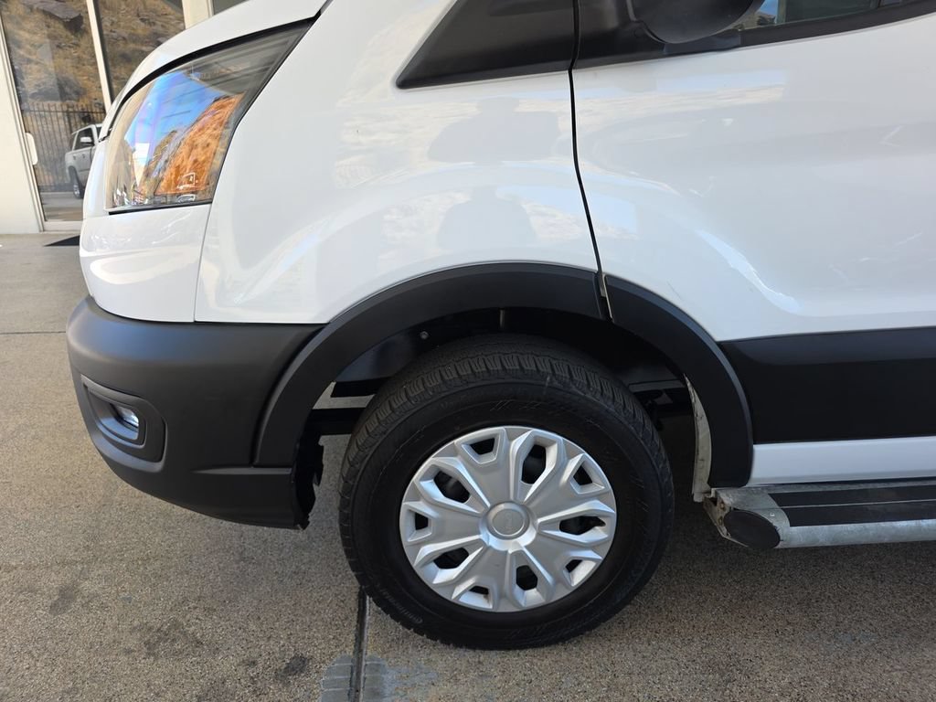 Used 2025 Ford Transit 250 Low Roof w/ Exterior Upgrade Package RWD image 32